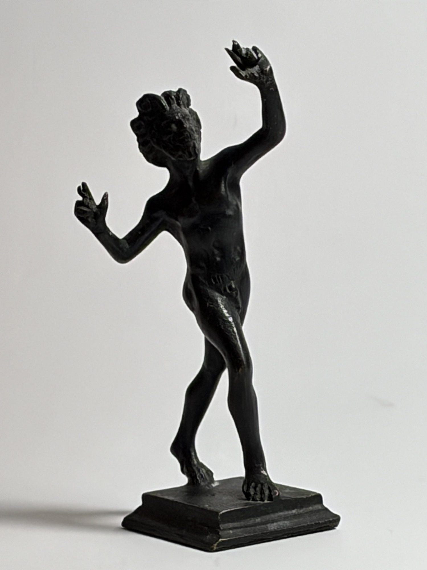 A Grand Tour Bronze Figure of the Dancing Faun, Naples, Late 19th Century - Image 2